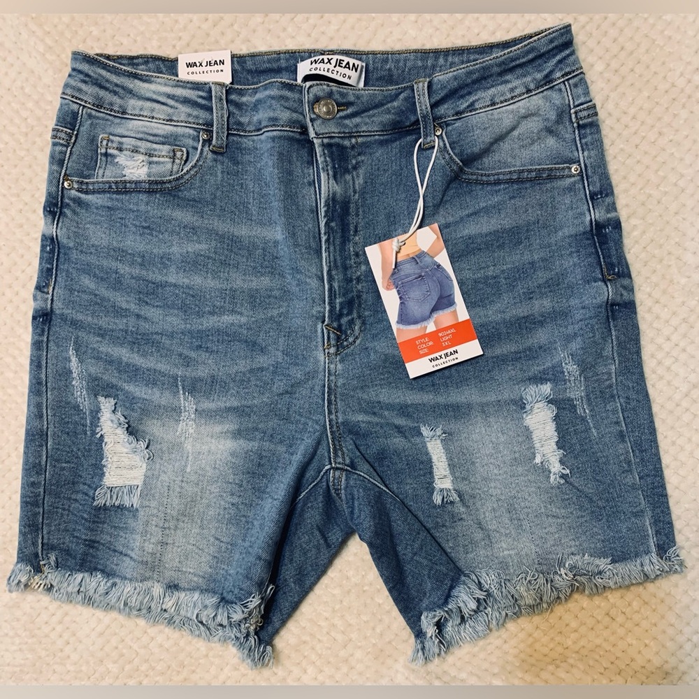 Women Wax Jean Collection Shorts Frayed Bottom High Waisted Light Denim 3XL NWT